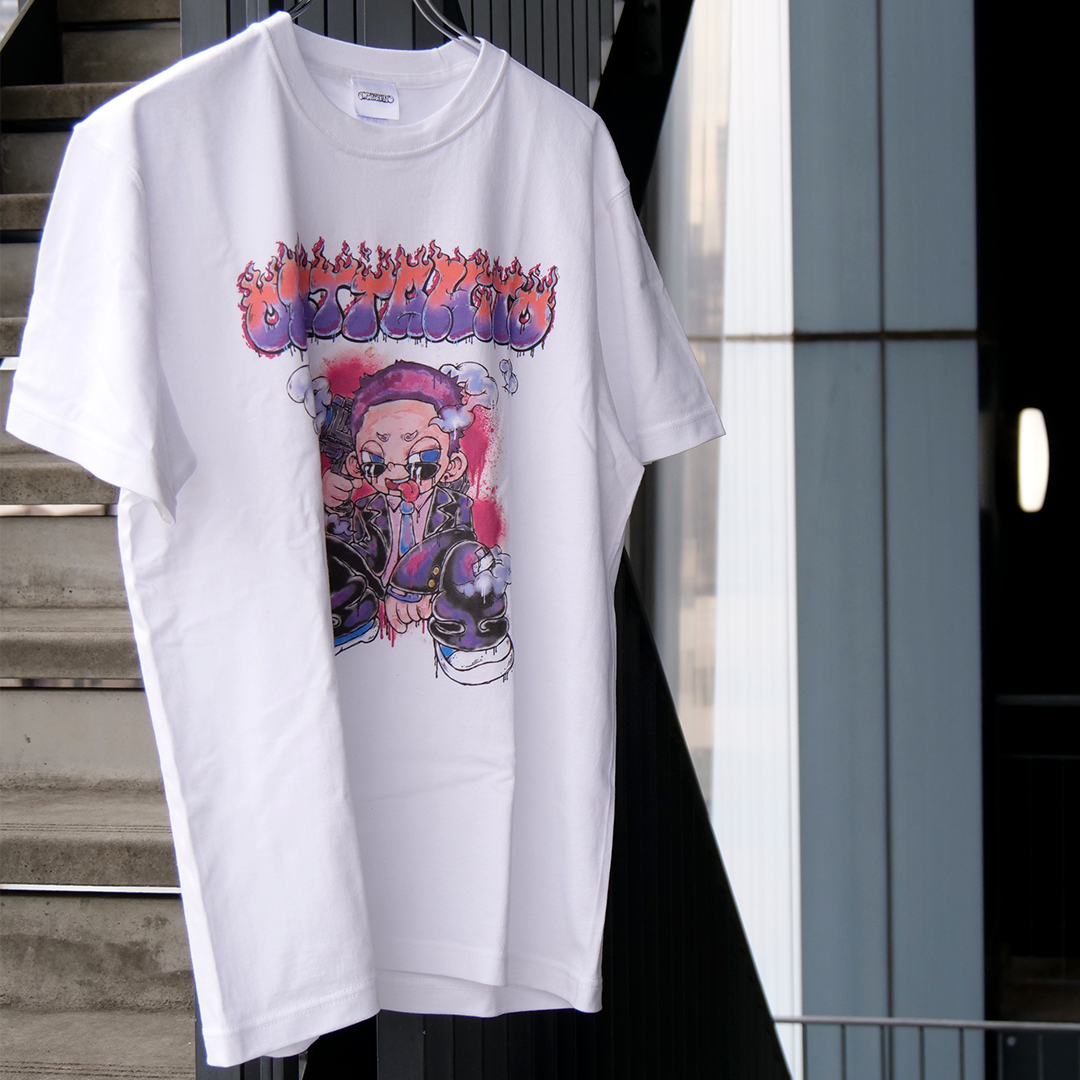 GRAFFITI DESIGN TEE white